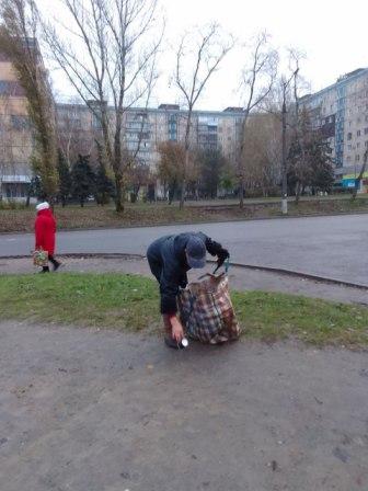 Проведені роботи з прибирання випадкового сміття