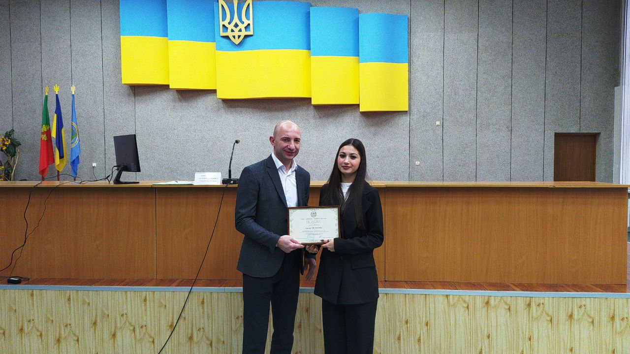15  грудня 2023 року в сесійній залі відбулося друге пленарне засідання ХVІІІ сесії Покровської районної в місті ради