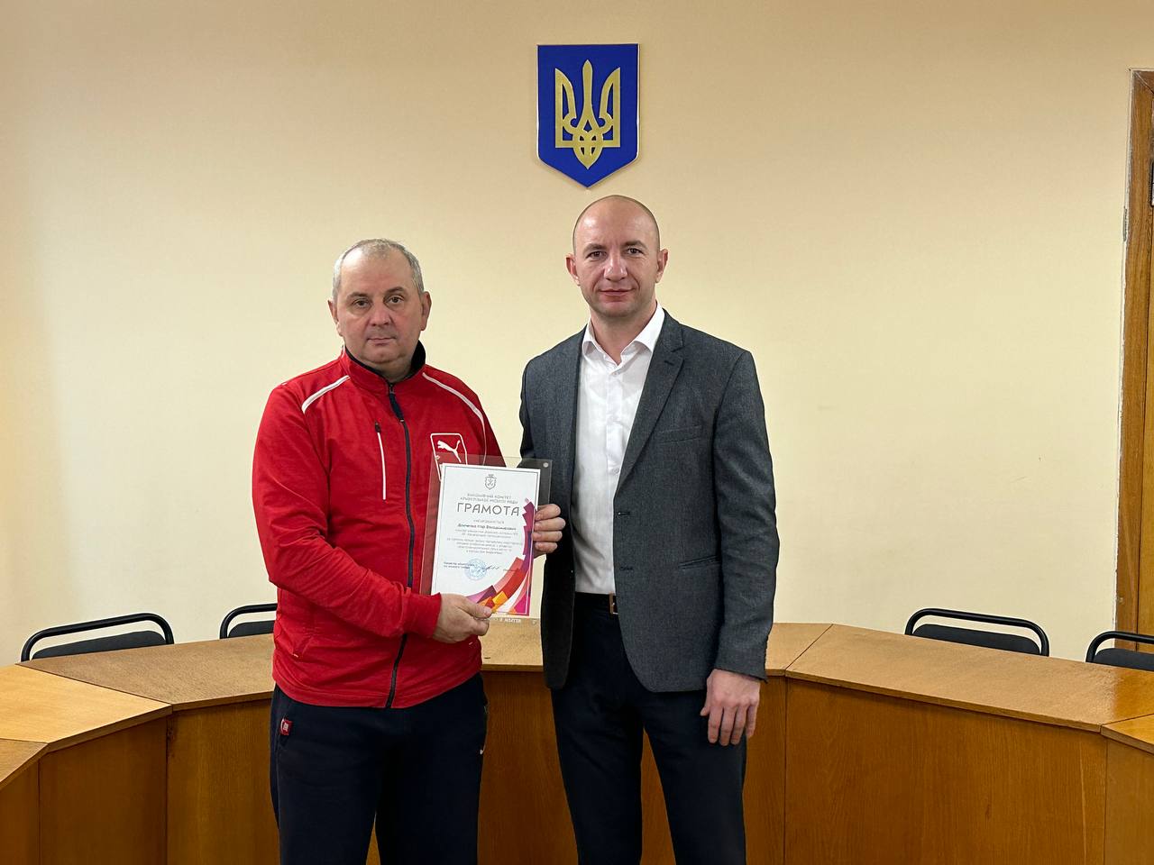Привітання кращих енергетиків району з  професійним святом – Днем енергетика