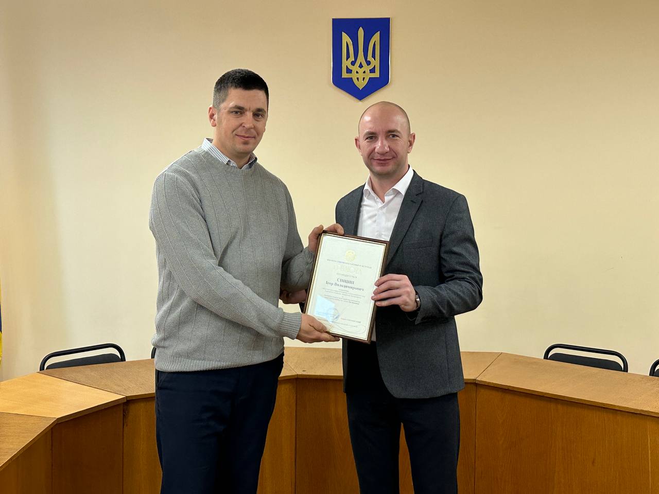 Привітання кращих енергетиків району з  професійним святом – Днем енергетика