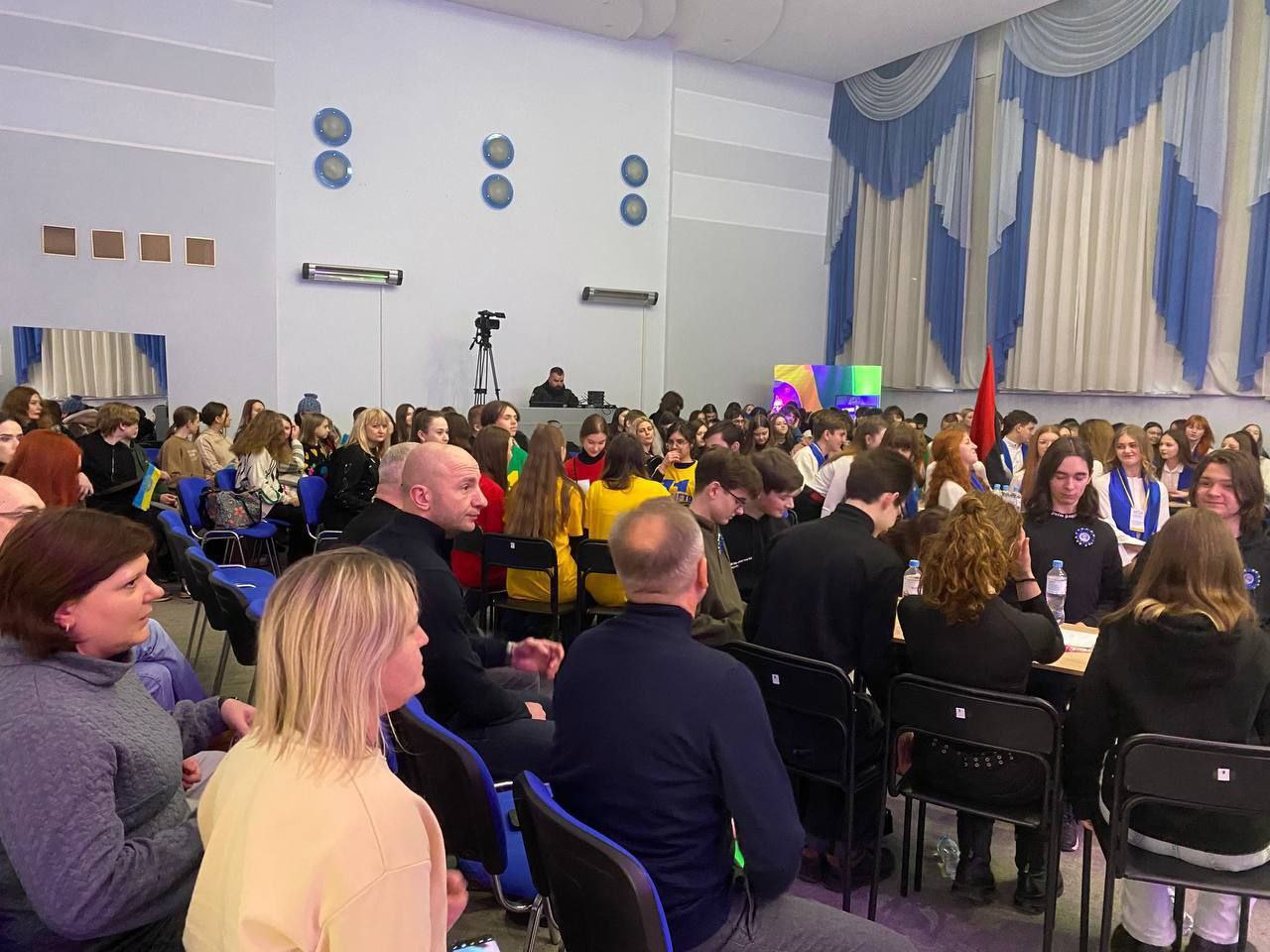 Відбувся інтелектуально-розважальний квіз «Brain storm» за участі учнівської молоді закладів освіти Покровського та Тернівського районів