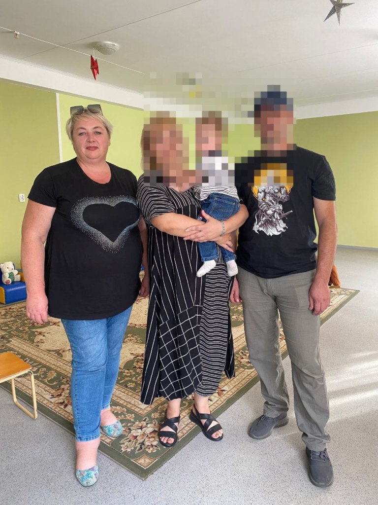 Організована передача дитини в прийомну сім’ю