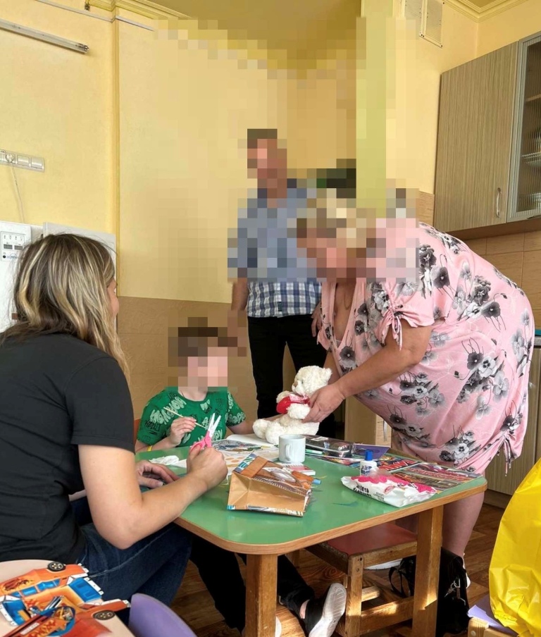 Здійснено участь в організації знайомства  дитини-сироти з прийомними батьками