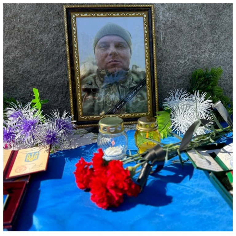  Відбулося урочисте відкриття меморіальної дошки  Бетеніна  Руслана  Олексійовича 