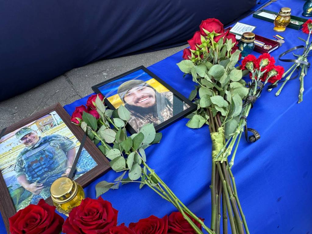 Відбулася церемонія відкриття 7 меморіальних дошок загиблим воїнам