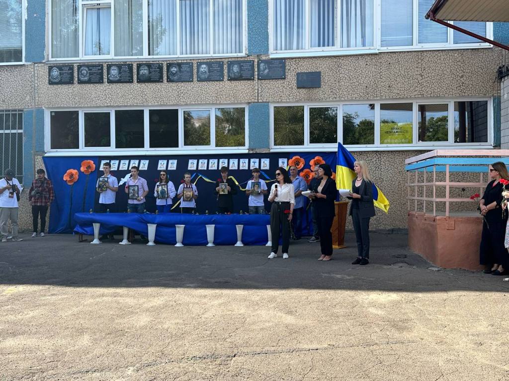 Відбулася церемонія відкриття 7 меморіальних дошок загиблим воїнам